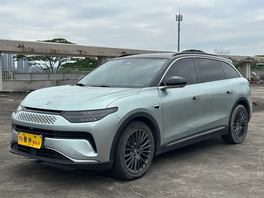 Leapmotor C11