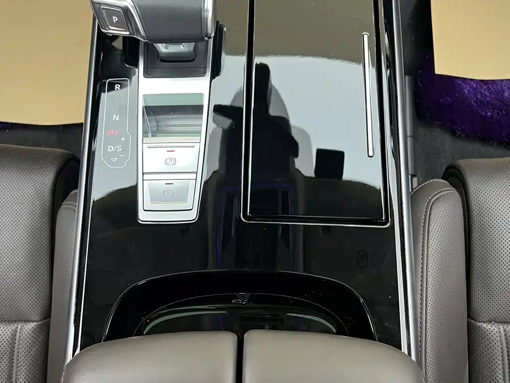 Audi A8 — миниатюра 22
