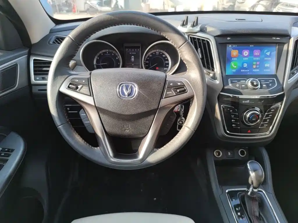 Changan CS35 — миниатюра 11