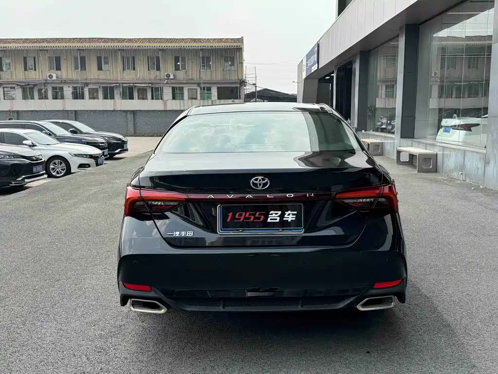 Toyota Avalon — миниатюра 8