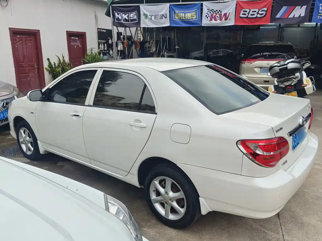 Toyota Corolla — миниатюра 6