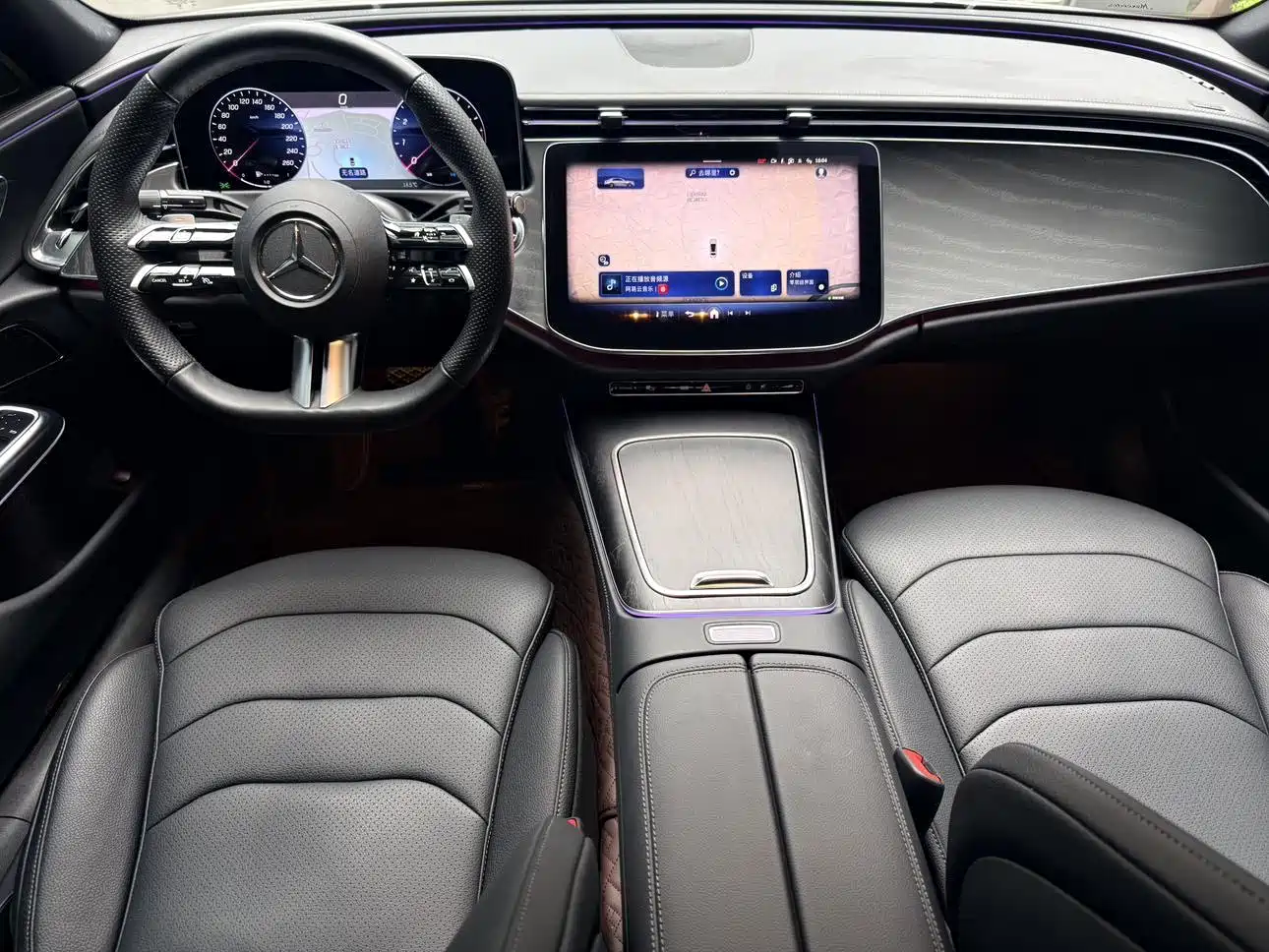 Mercedes-Benz E-Class 2024 Белый из Китая, фото 6