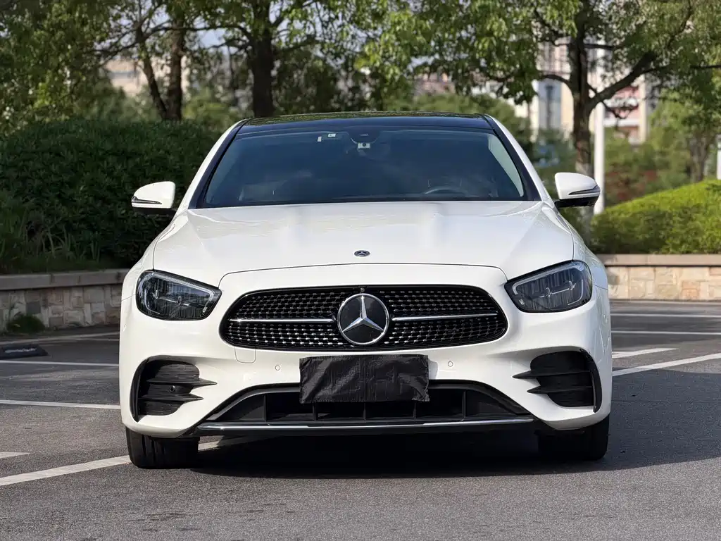 Mercedes-Benz E-Class 2021