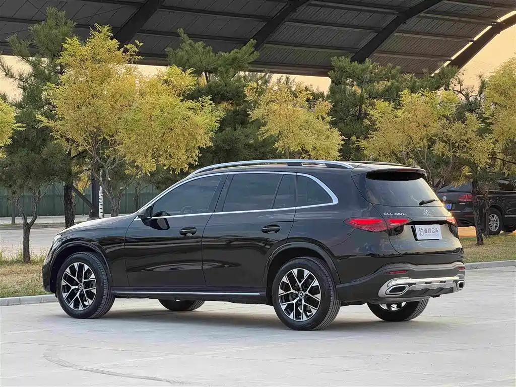 Mercedes-Benz GLC — миниатюра 24