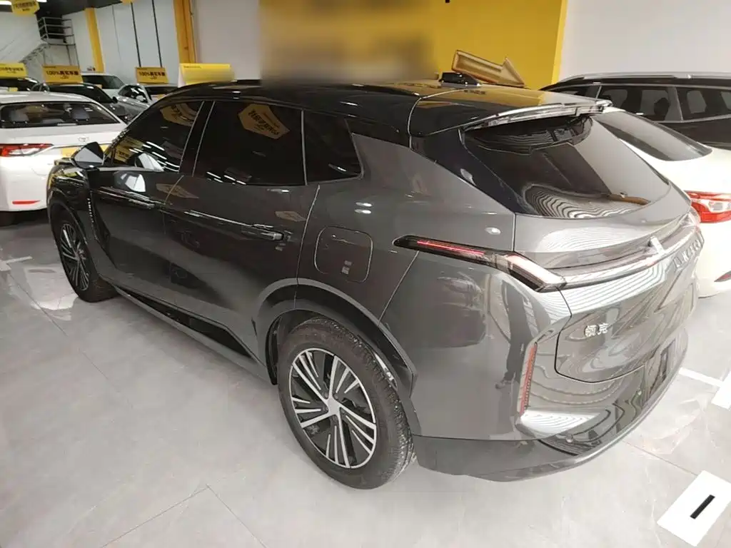 Lynk & Co 08 EM-P — миниатюра 5