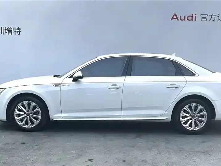 Audi A4L 2019 40 TFSI VI
