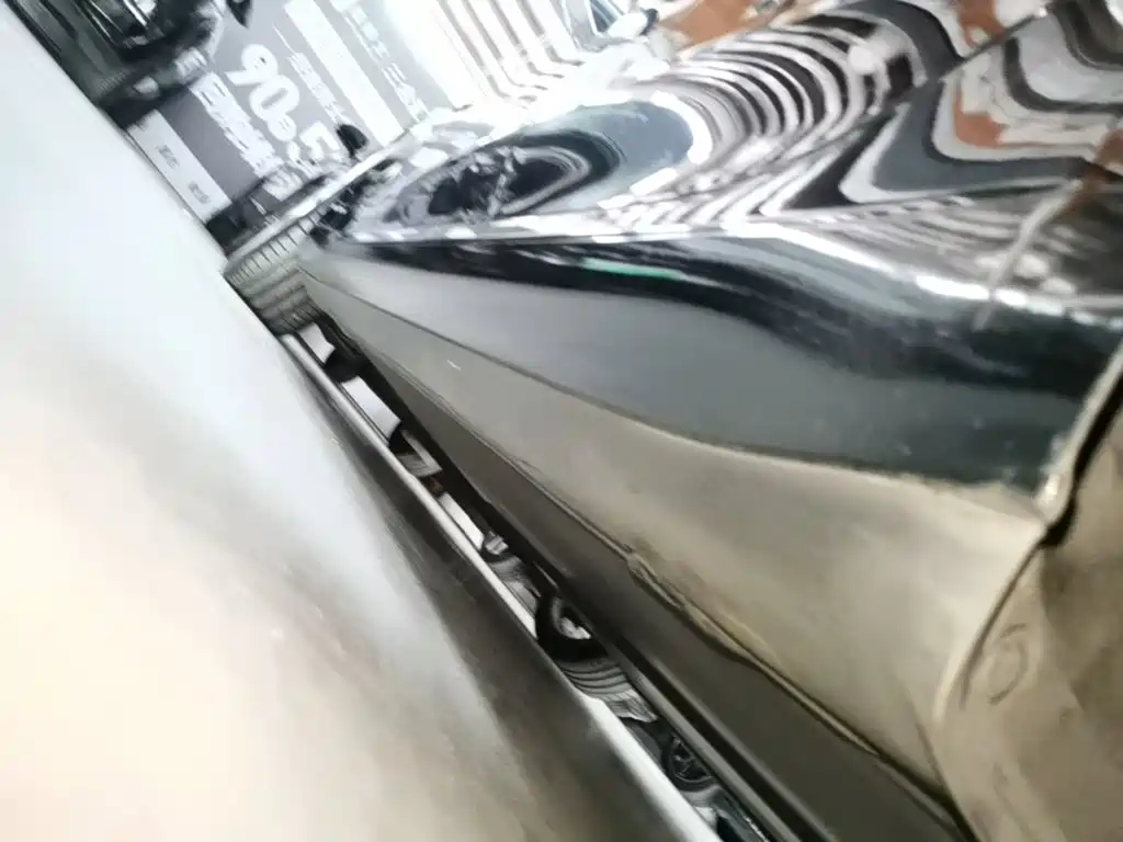 Tesla Model 3 — миниатюра 22