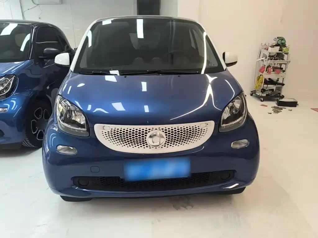 smart Smart Fortwo — миниатюра 3