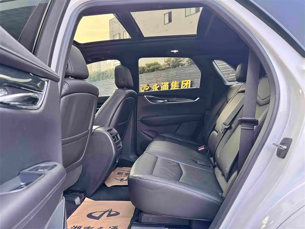 Cadillac XT5 — миниатюра 6