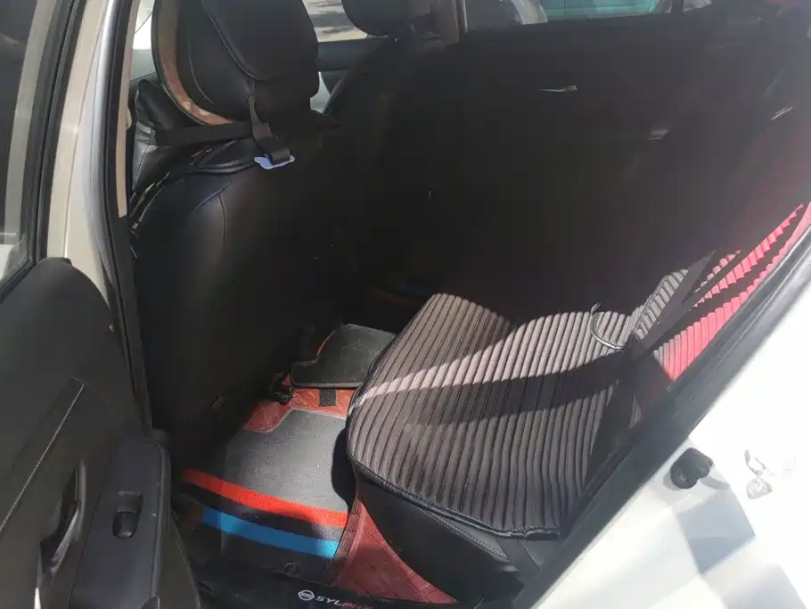 Nissan Sylphy — миниатюра 11