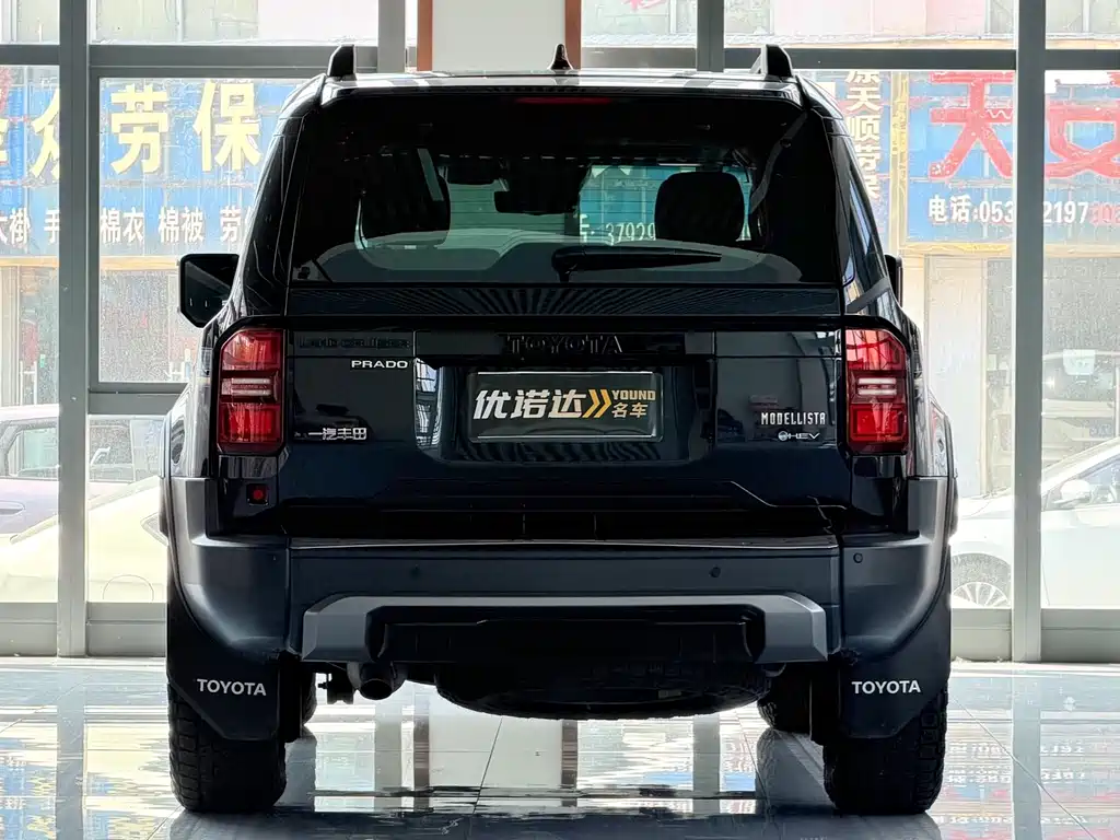 Toyota Land Cruiser Prado 2024 2.4T WX 6 мест