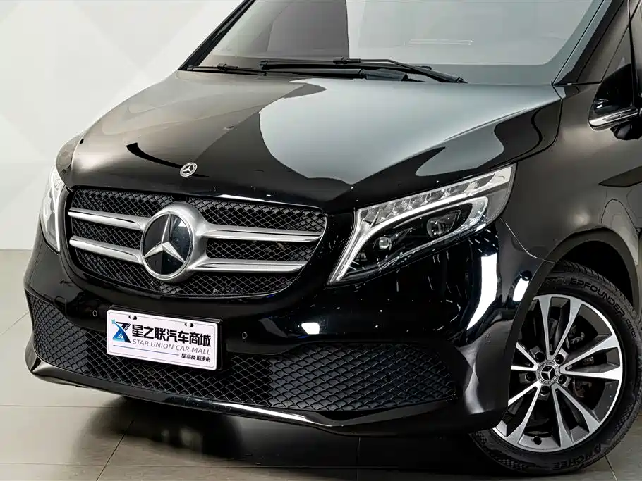 Mercedes-Benz V-Class — миниатюра 2