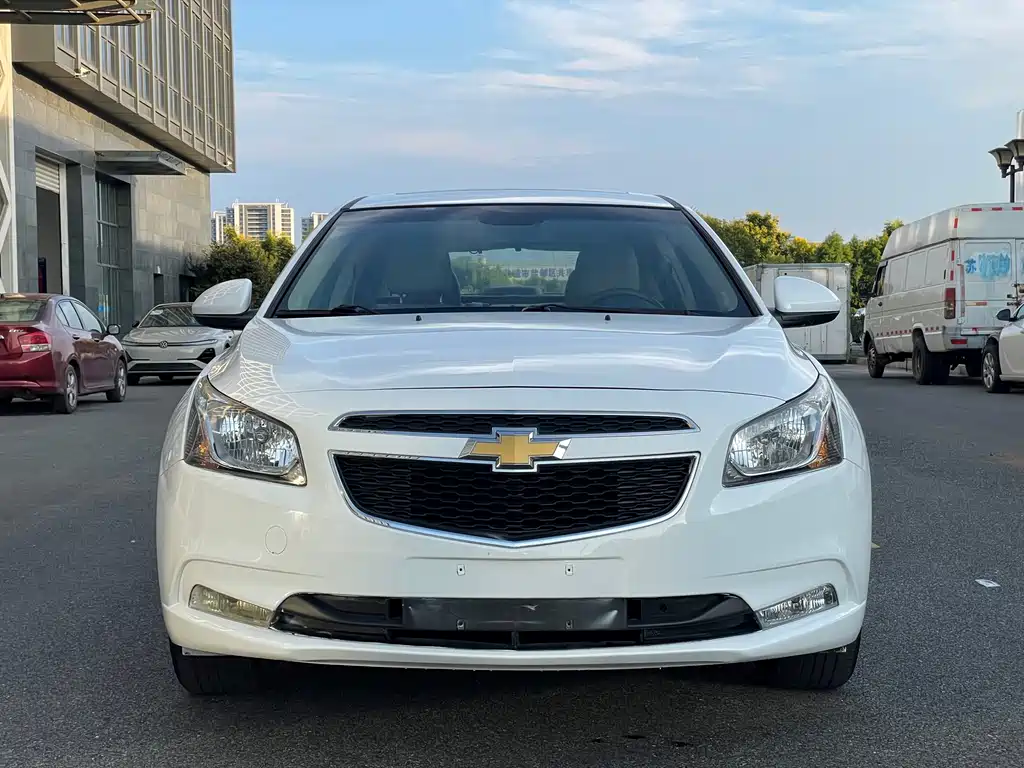 Chevrolet Cruze — миниатюра 2