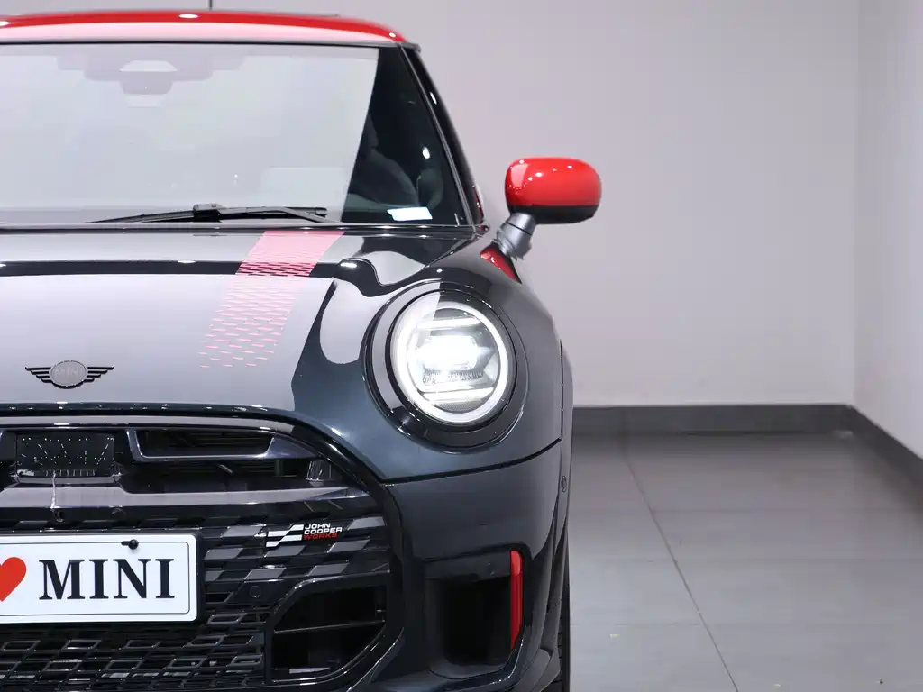 MINI JCW