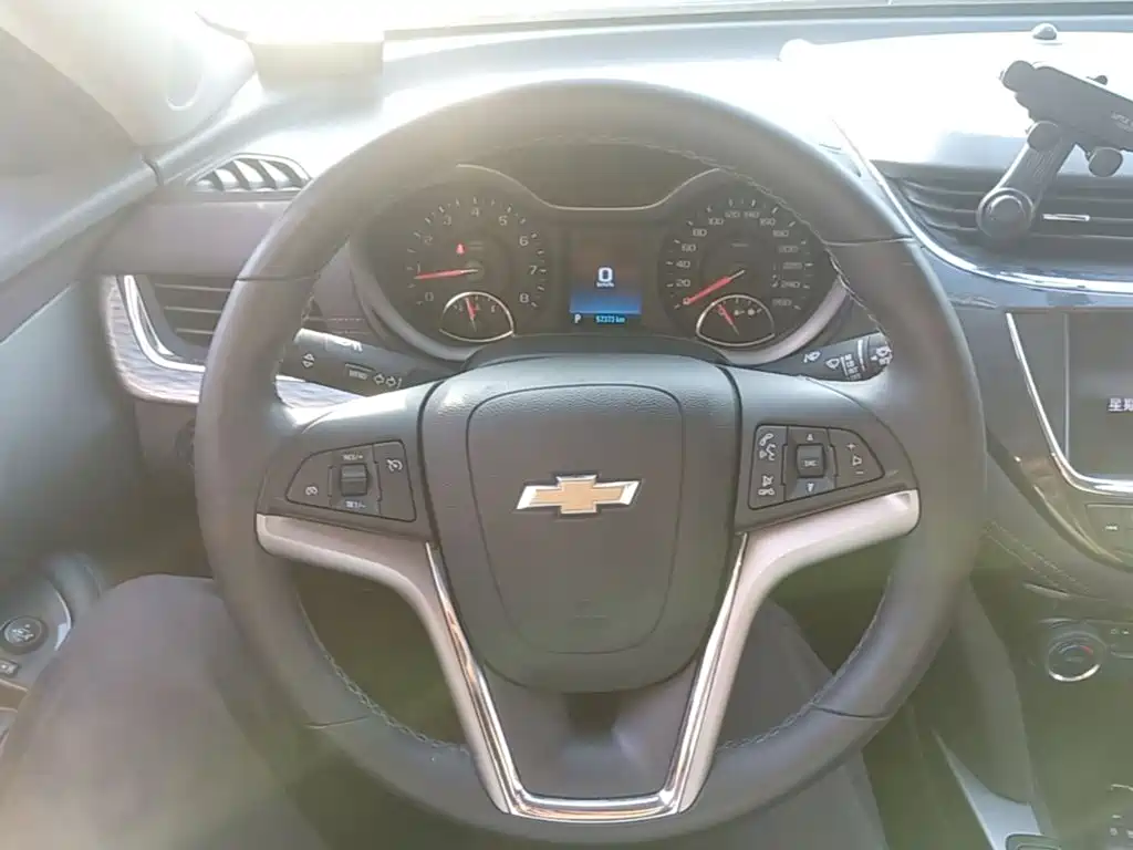 Chevrolet Malibu — миниатюра 11