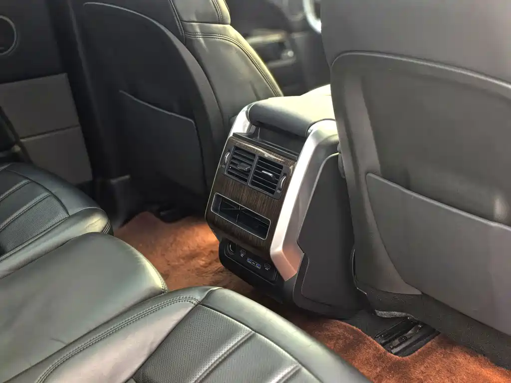 Land Rover Sport PHEV — миниатюра 21