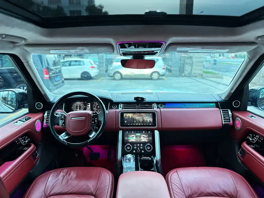 Land Rover Range Rover — миниатюра 12