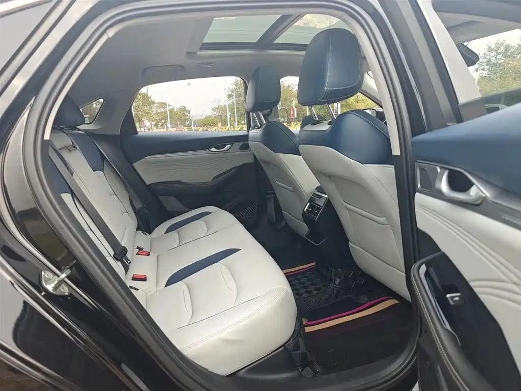 GEELY AUTOMOBILE XINGRUI