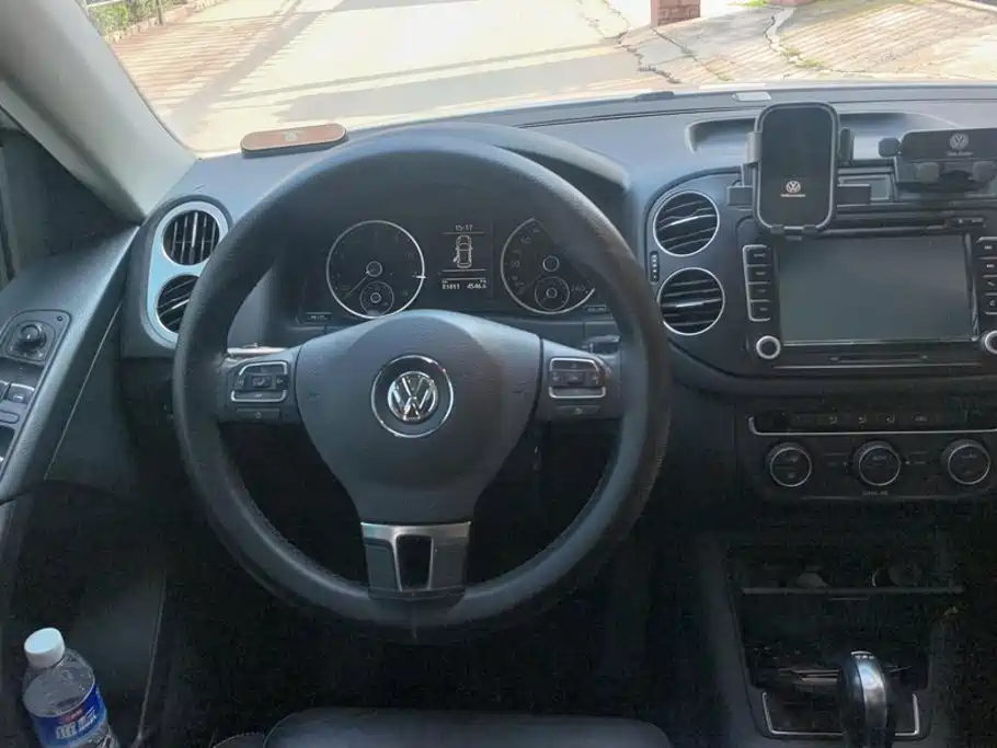 Volkswagen Tiguan — миниатюра 15