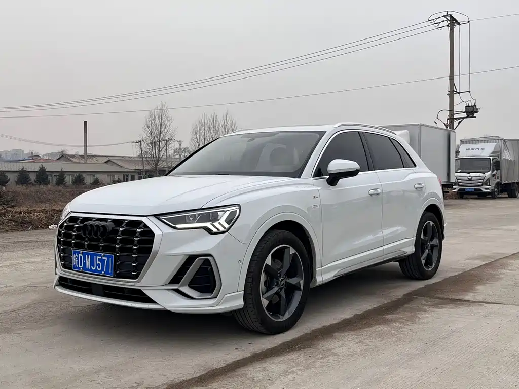 Audi Q3 2022