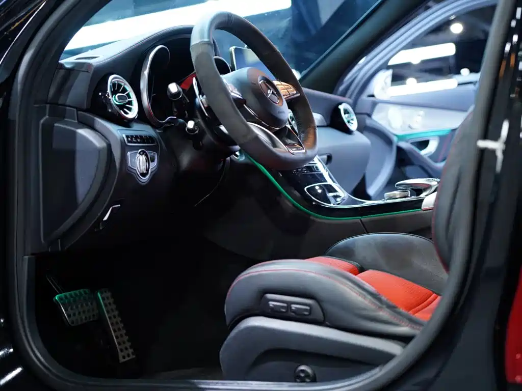 Mercedes-Benz C-Class AMG — миниатюра 23