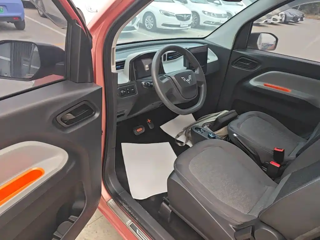 Wuling MINIEV — миниатюра 16