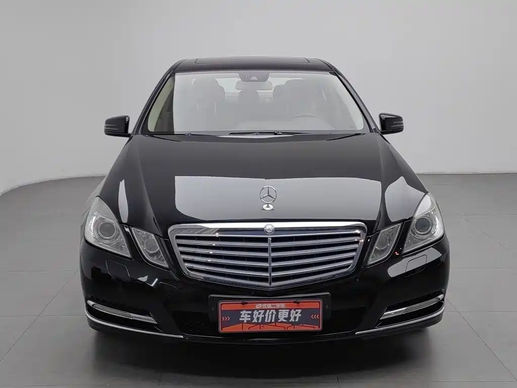 Mercedes-Benz E-Class — миниатюра 3