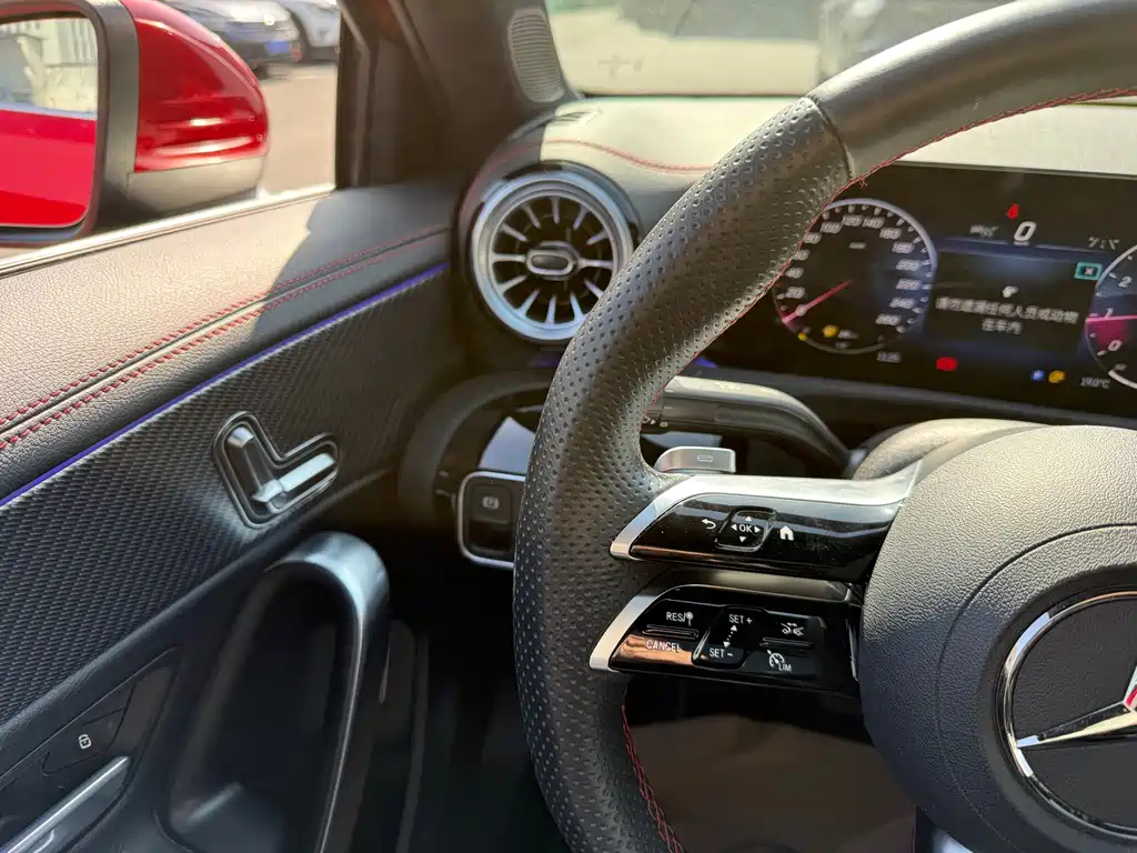 MERCEDES-BENZ A CLASS