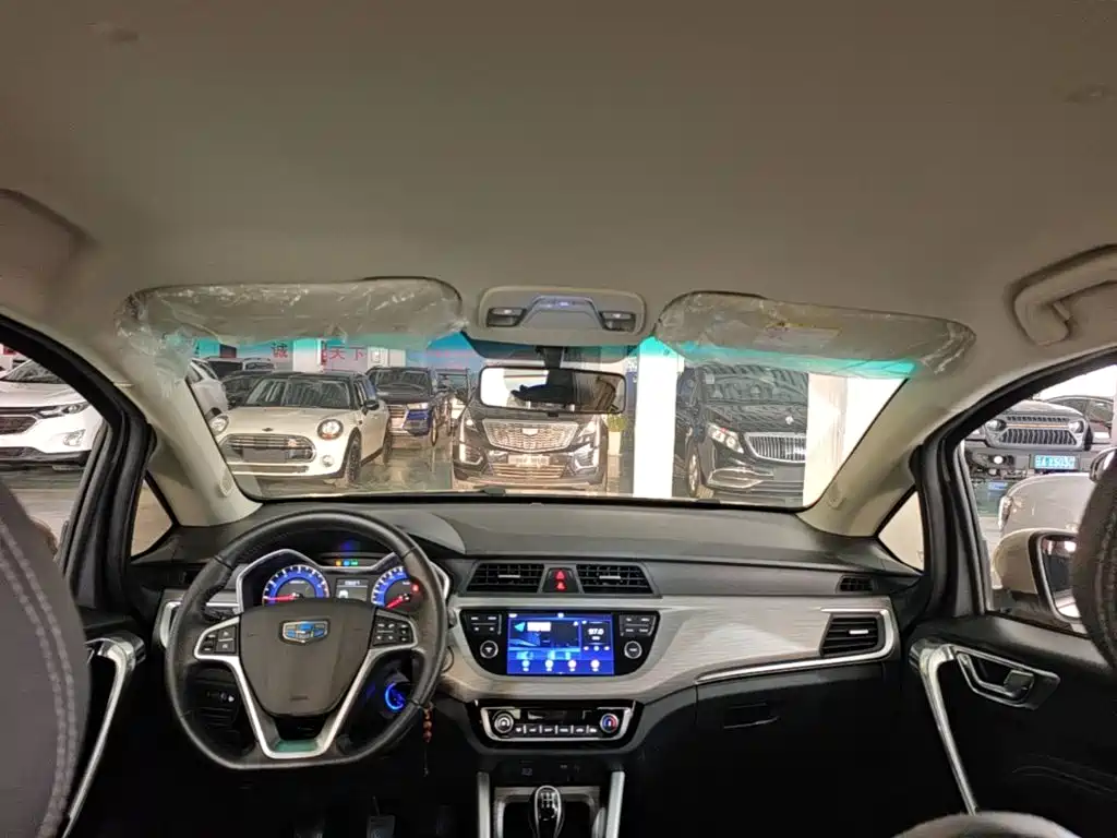 Geely Vision X3 — миниатюра 18
