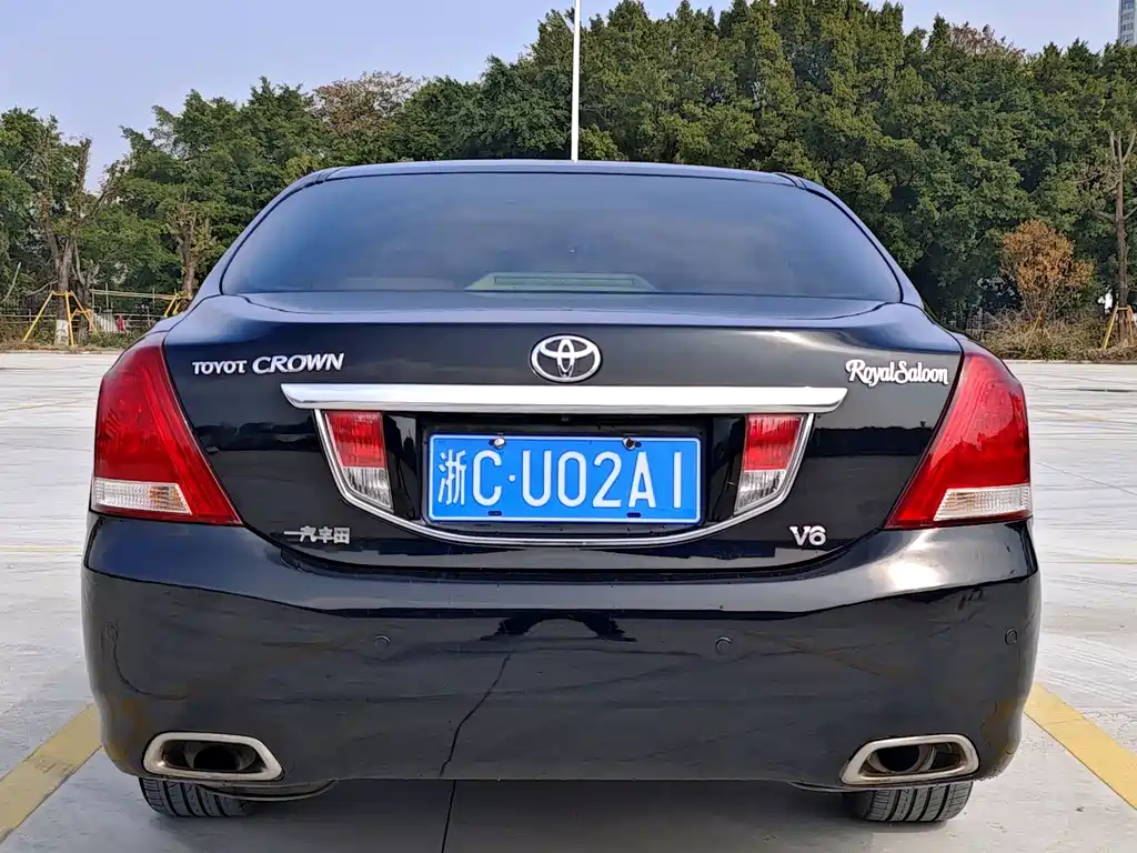 Toyota Crown 2010 3.0L Royal Saloon