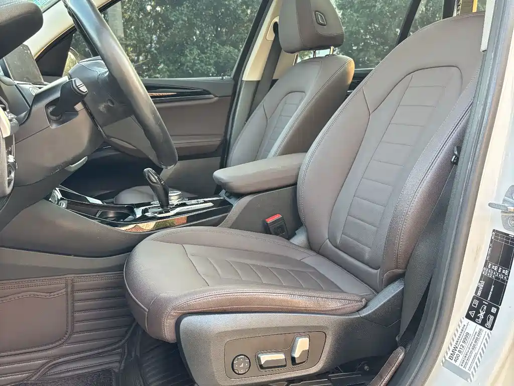 BMW X3 — миниатюра 7