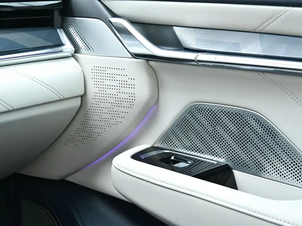 ZEEKR EXTREME KRYPTON 001