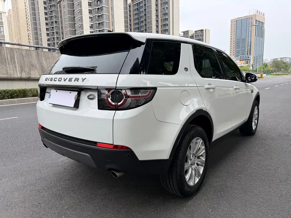 Land Rover Discovery Sport — миниатюра 4