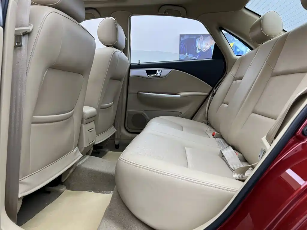 Buick Excelle — миниатюра 20