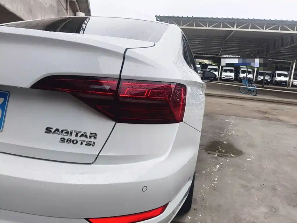 Volkswagen Sagitar — миниатюра 8