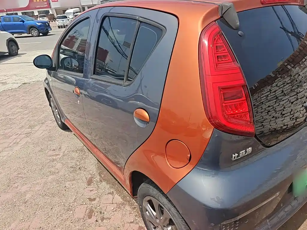 BYD e1 — миниатюра 5