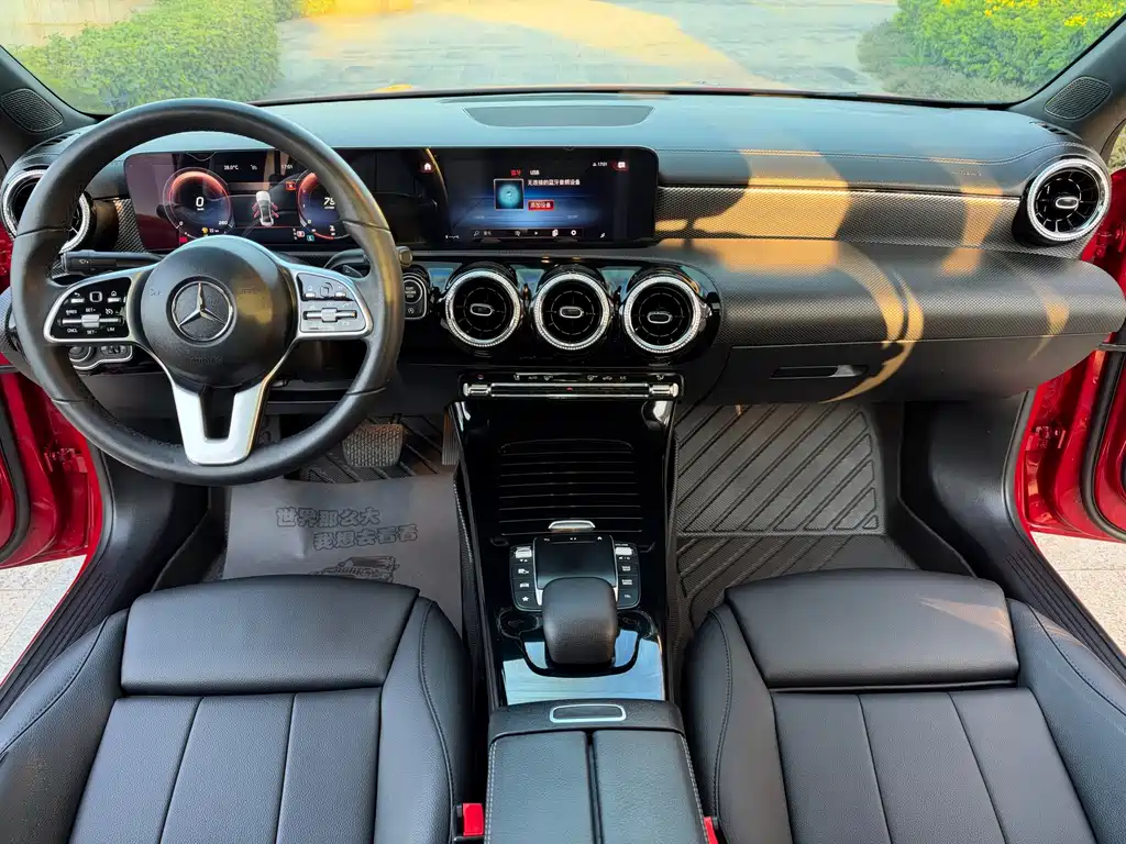 Mercedes-Benz A-Class — миниатюра 5