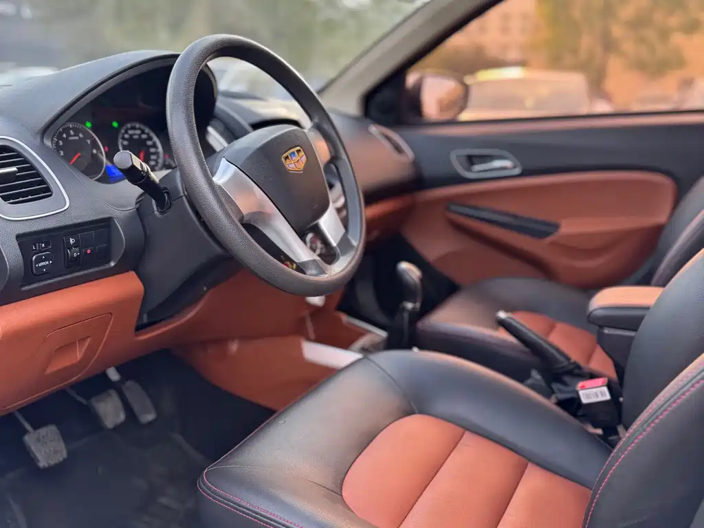 Geely King Kong — миниатюра 4