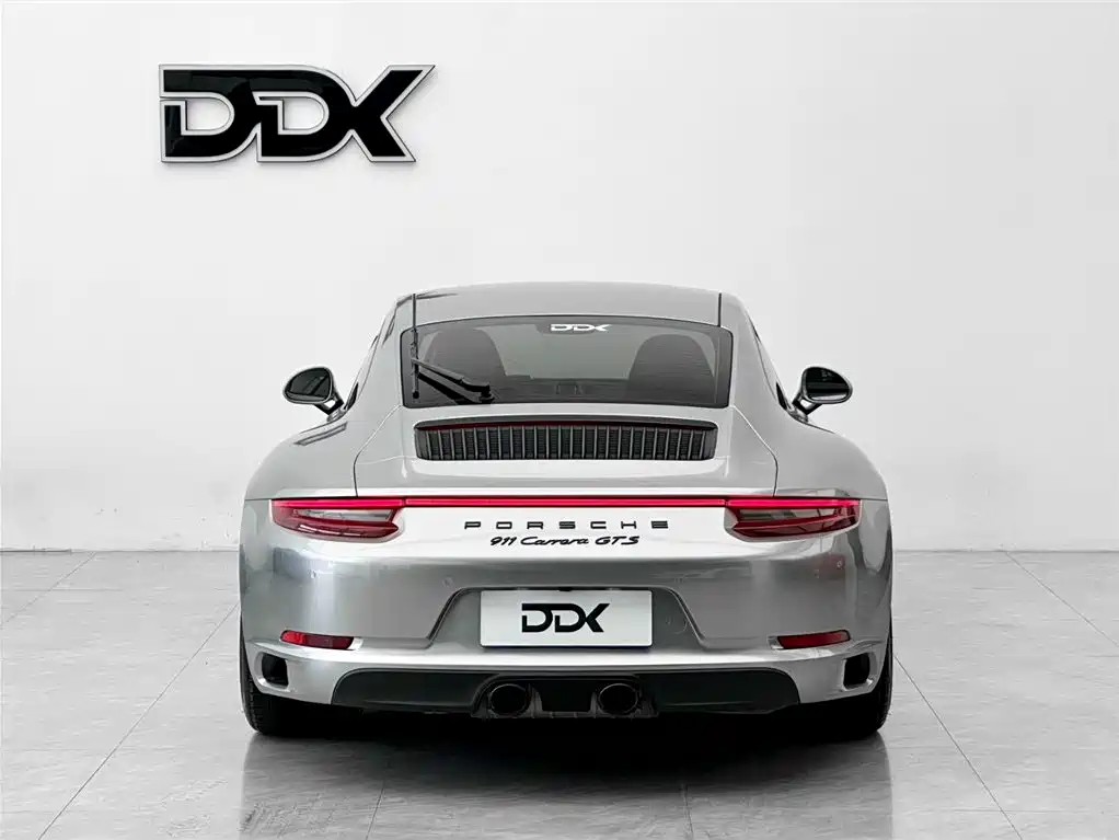 Porsche 911 2017 Carrera GTS 3.0T