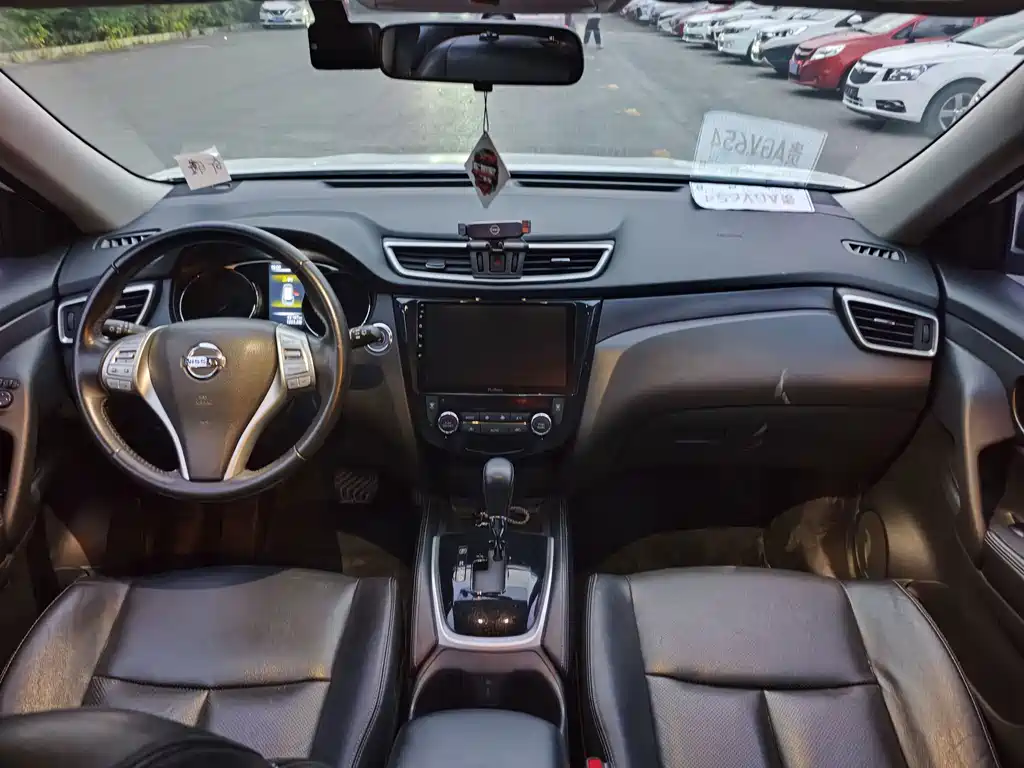 Nissan X-Trail — миниатюра 6
