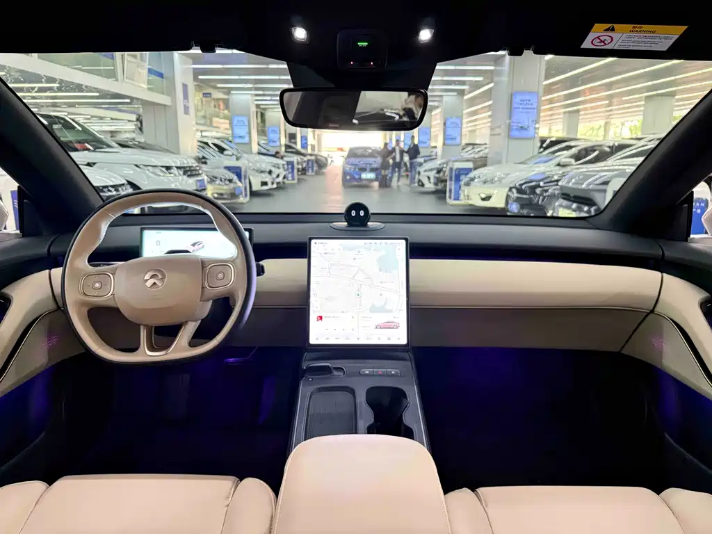 NIO NIO ET5