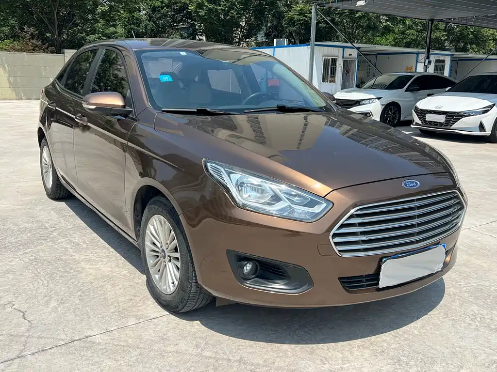 Ford Escort 2017 1.5L AT Comfort