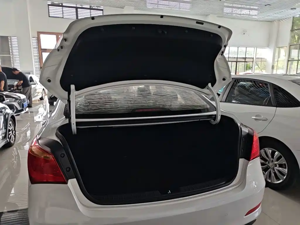 Hyundai Mistra — миниатюра 19
