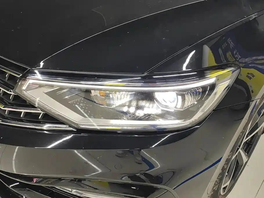 Volkswagen Magotan — миниатюра 5