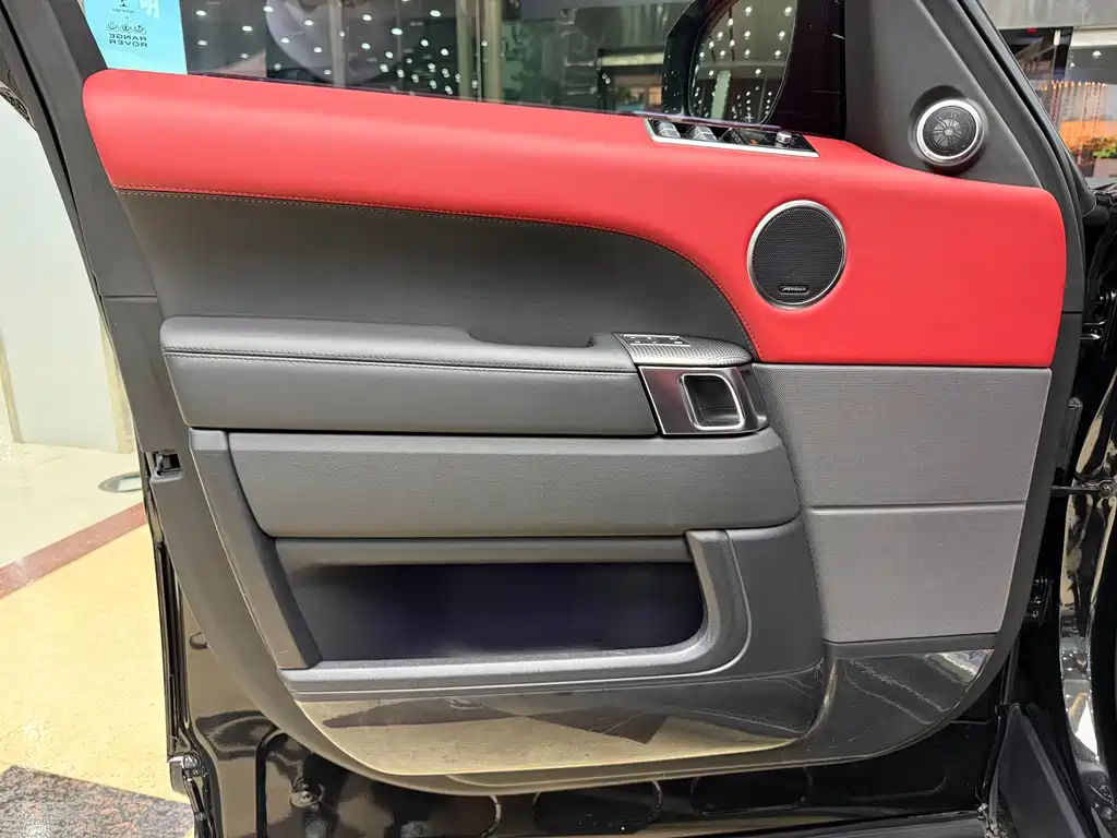 Land Rover Sport — миниатюра 5