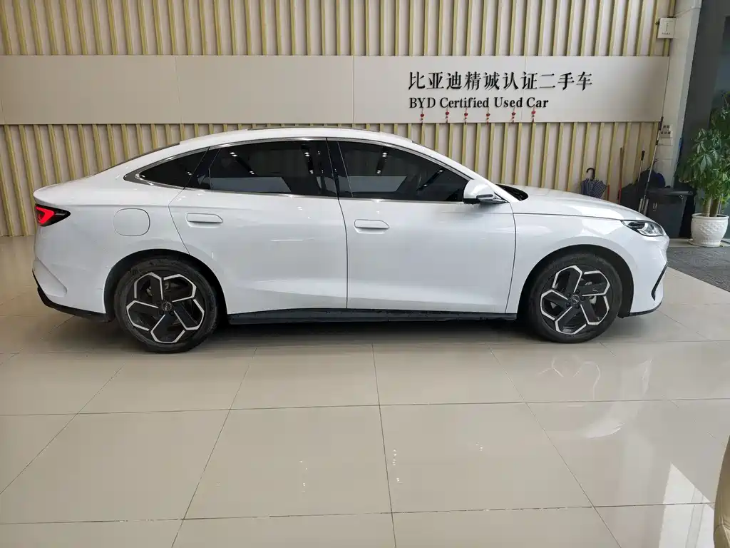 BYD SEAL 06 NEW ENERGY