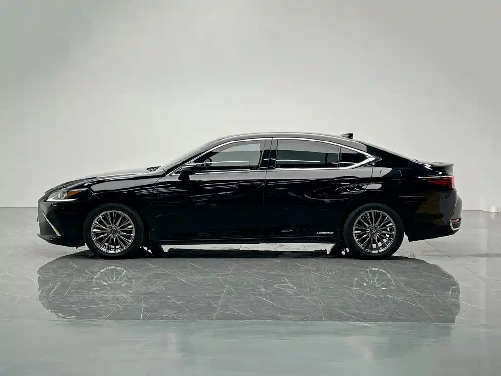 Lexus ES — миниатюра 3