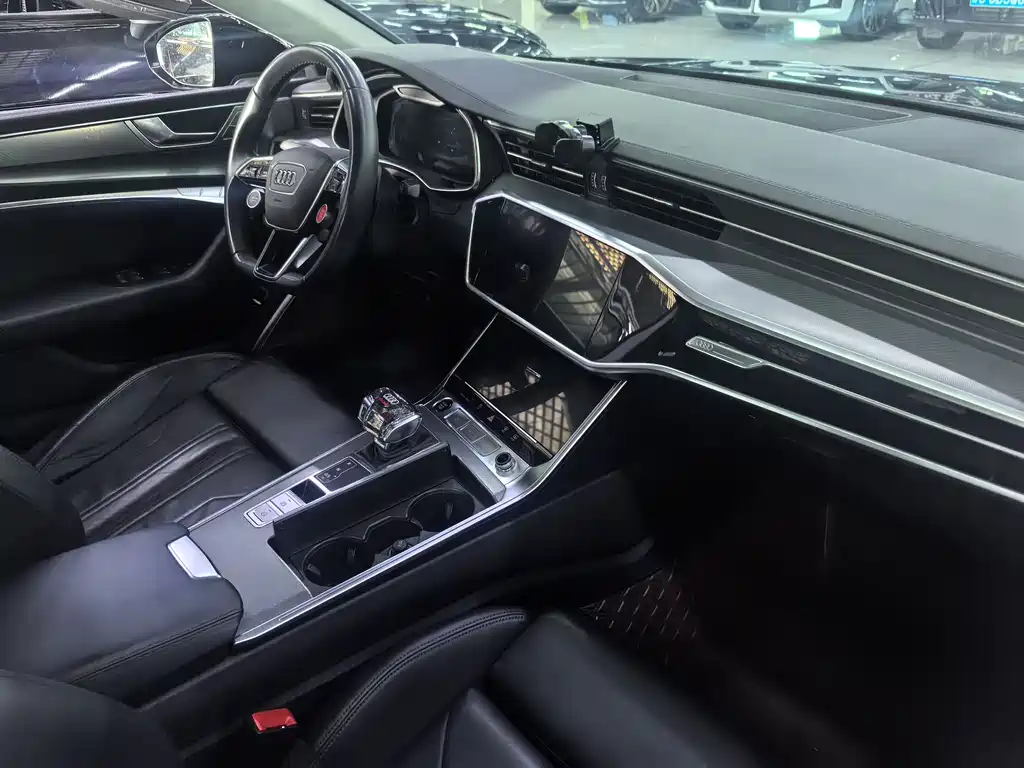 Audi A7 2023 45 TFSI