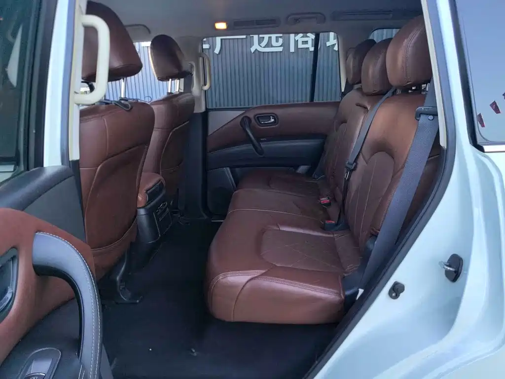 Nissan Patrol — миниатюра 11