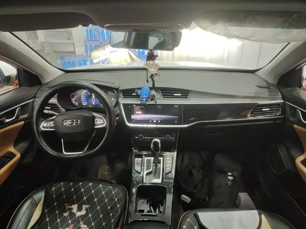 Geely Emgrand GL — миниатюра 10
